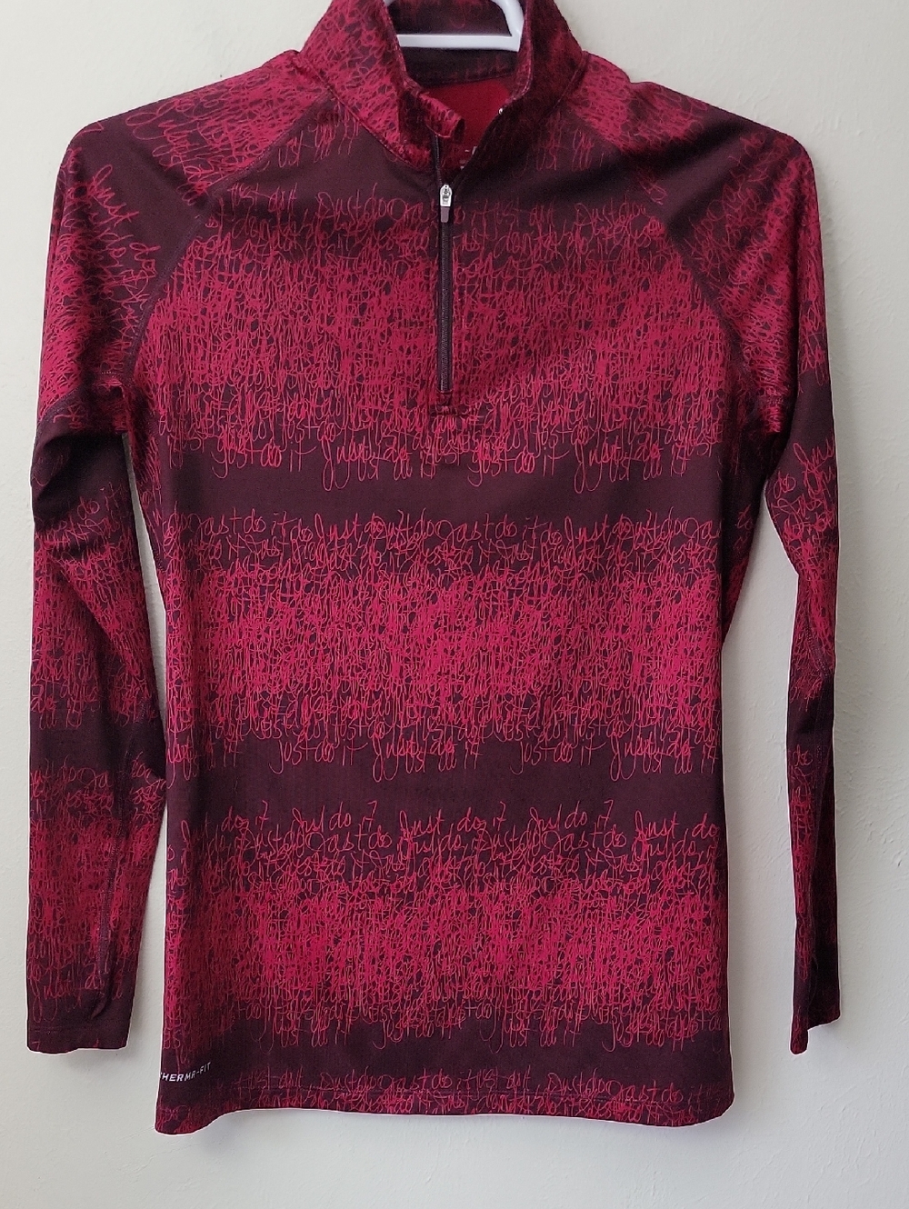 Nike Therma Fit 1/4 Zip Womens XL Red Running Athletic Long Sleeve All Over Logo